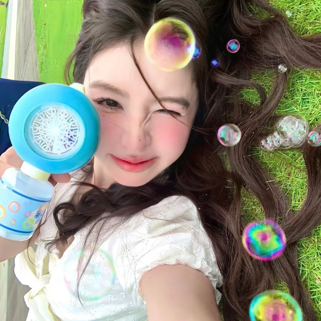 女主角